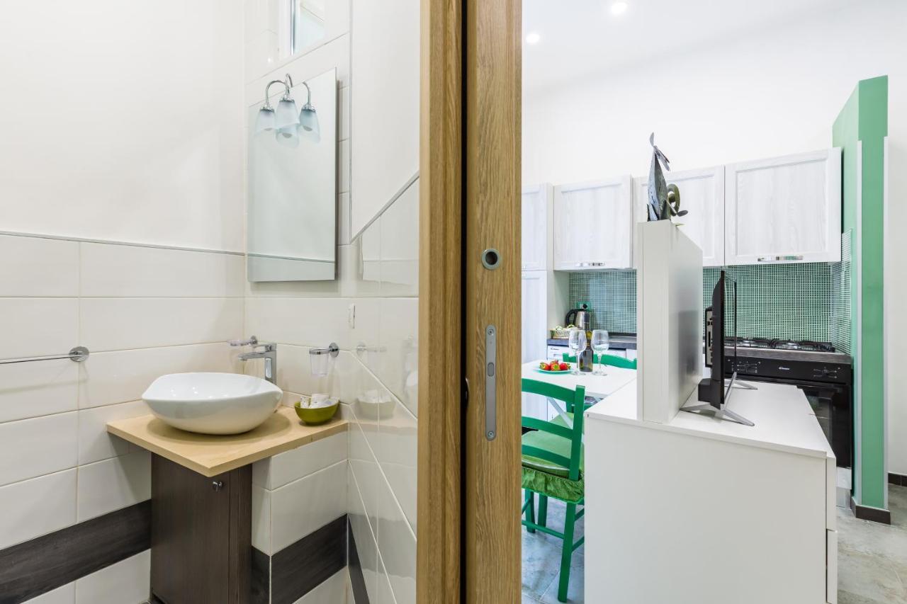 Gelso Complex Studios And Flat By Napoliapartments Екстер'єр фото