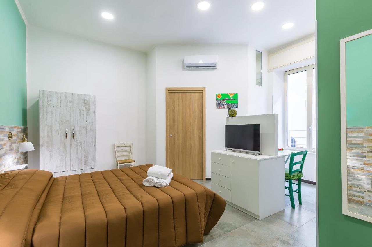 Gelso Complex Studios And Flat By Napoliapartments Екстер'єр фото