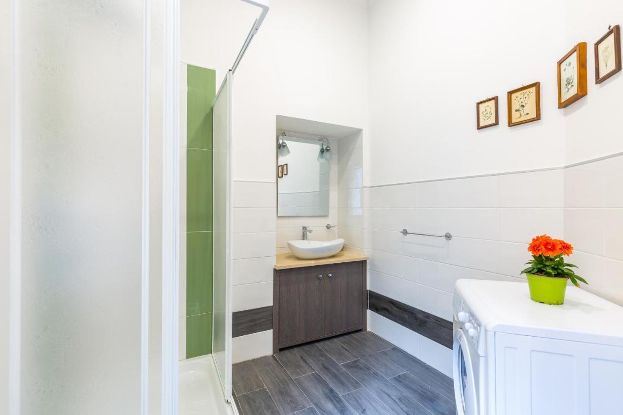 Gelso Complex Studios And Flat By Napoliapartments Екстер'єр фото