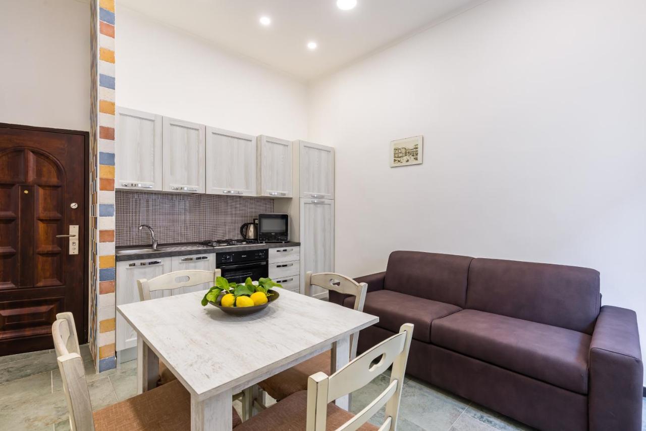 Gelso Complex Studios And Flat By Napoliapartments Екстер'єр фото