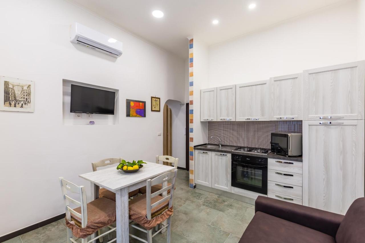 Gelso Complex Studios And Flat By Napoliapartments Екстер'єр фото