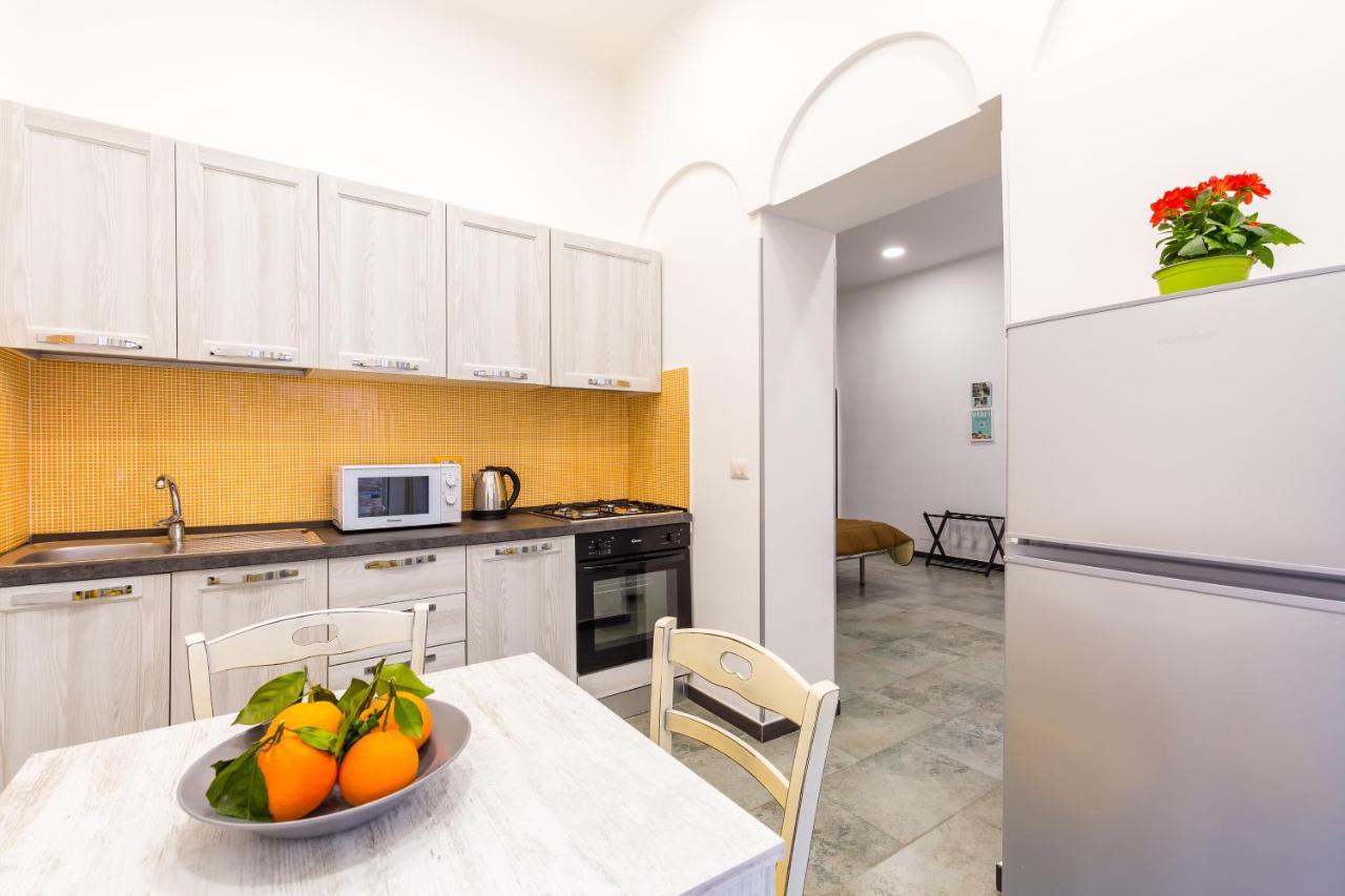 Gelso Complex Studios And Flat By Napoliapartments Екстер'єр фото